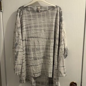 Lululemon Athletica Light Gray Cotton Top